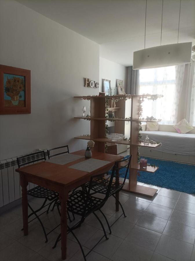 Apartamento Luminoso En El Astillero Buitenkant foto